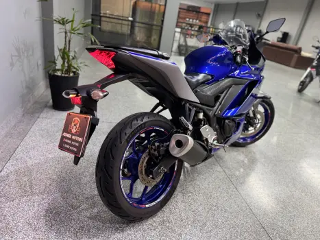 YAMAHA YZF R3 320 ABS, Foto 13