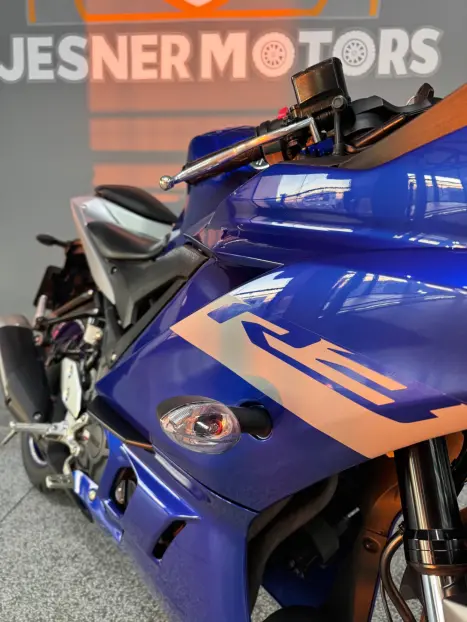 YAMAHA YZF R3 320 ABS, Foto 21
