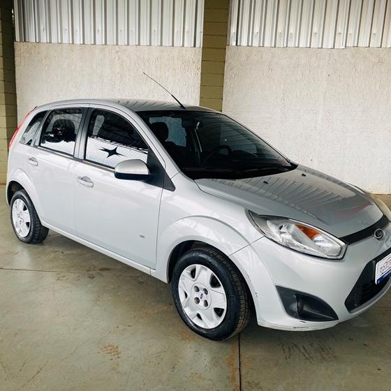 Comprar Hatch Ford Fiesta Hatch 1.0 4P Class Flex Prata 2014 em Nova ...