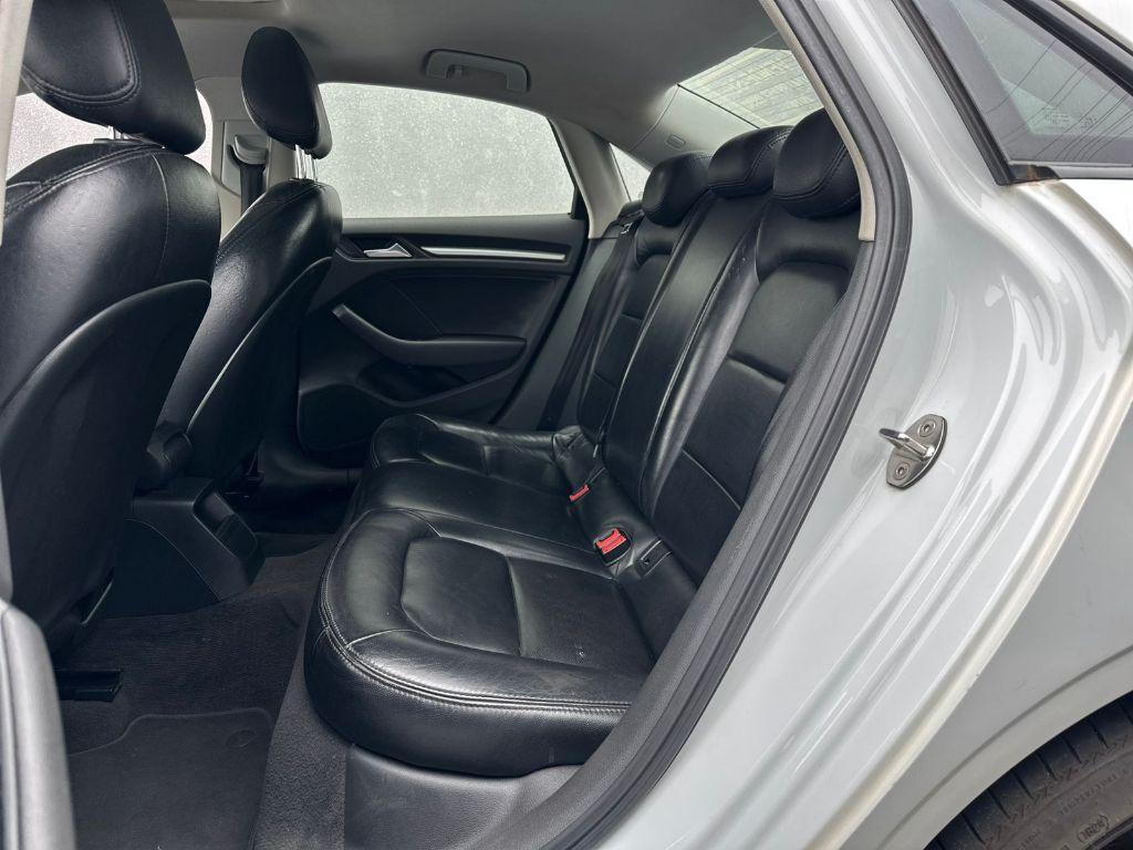 AUDI A3 Sedan - Foto