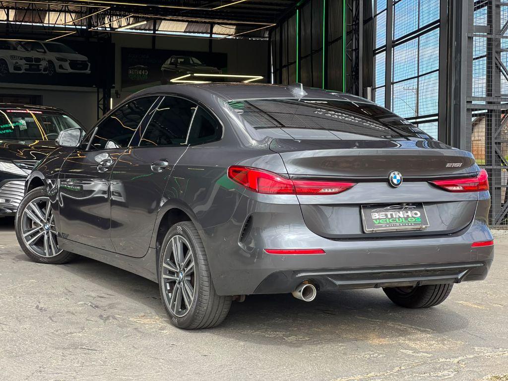 BMW 218I - Foto