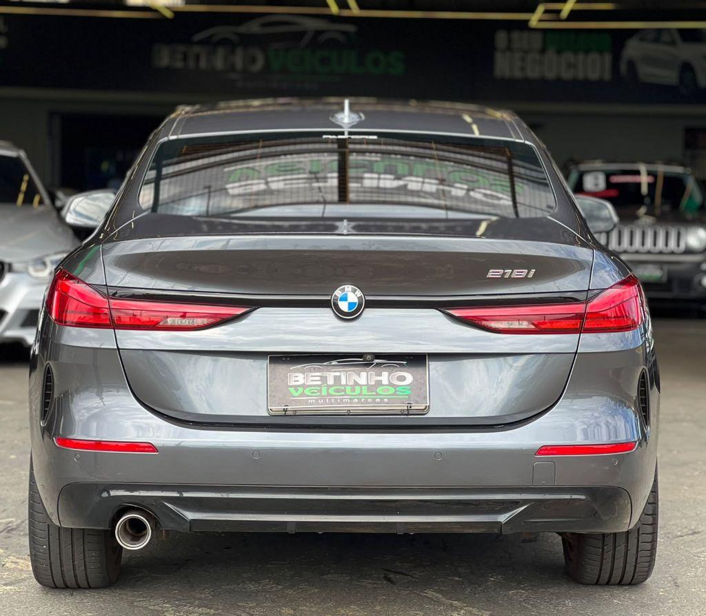 BMW 218I - Foto