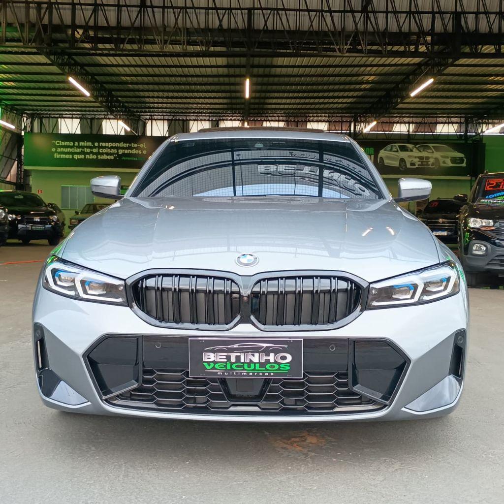 BMW 320I - Foto