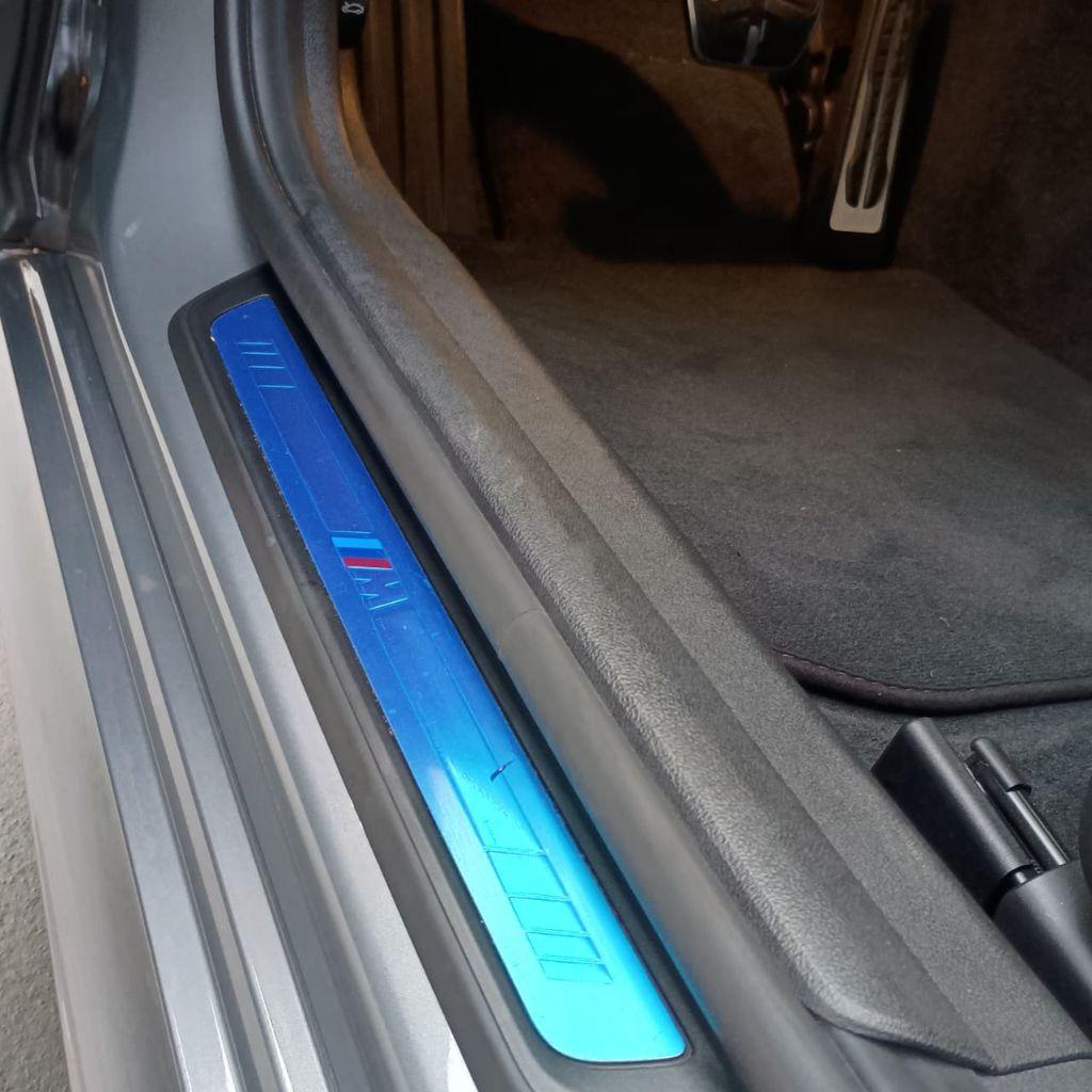BMW 320I - Foto