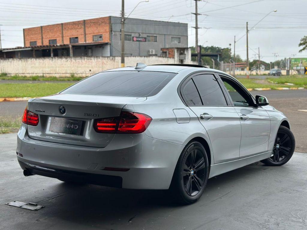 BMW 320I - Foto