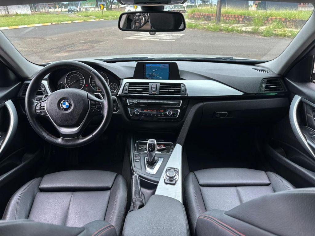 BMW 320I - Foto