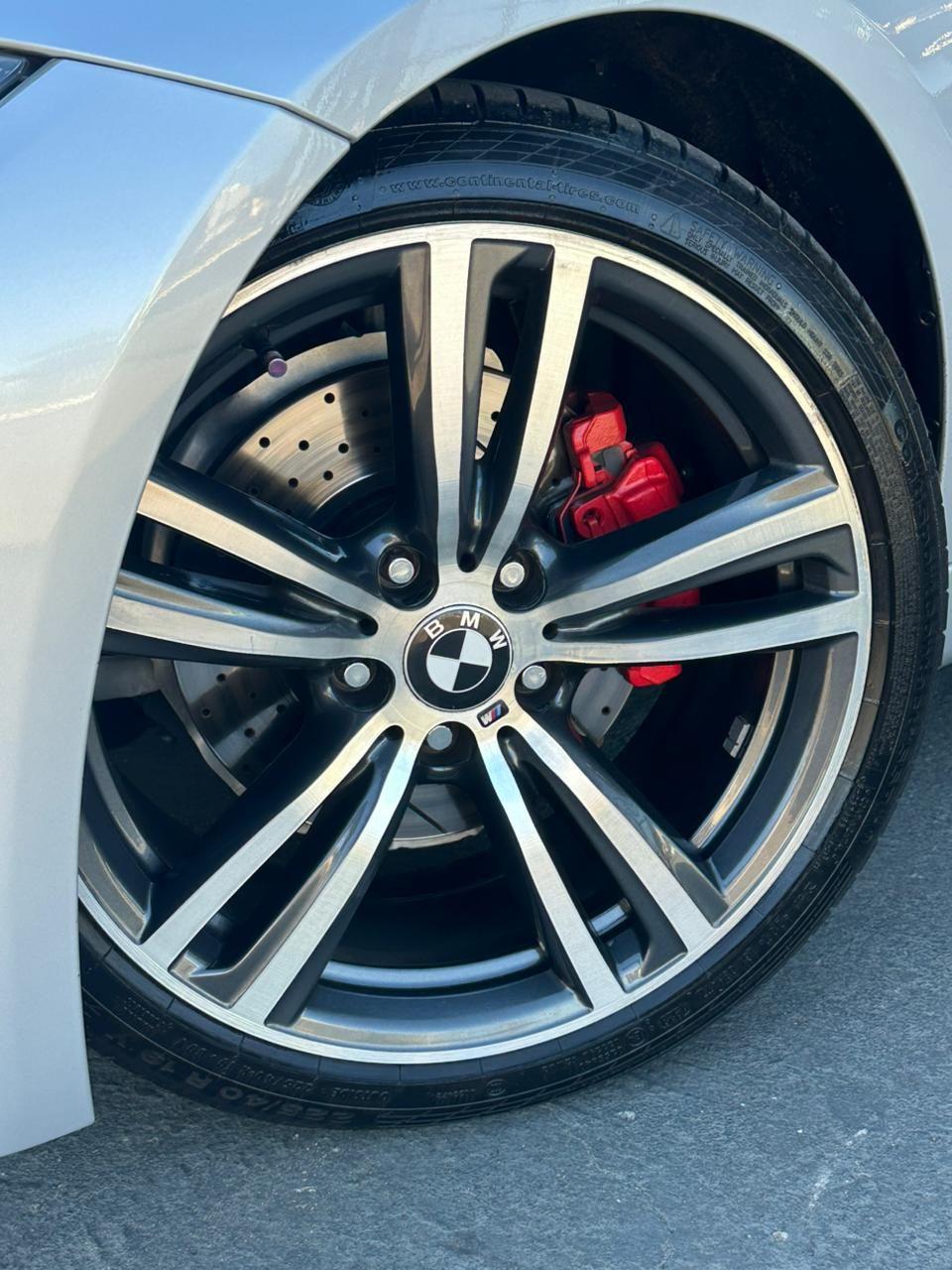 BMW 328I - Foto