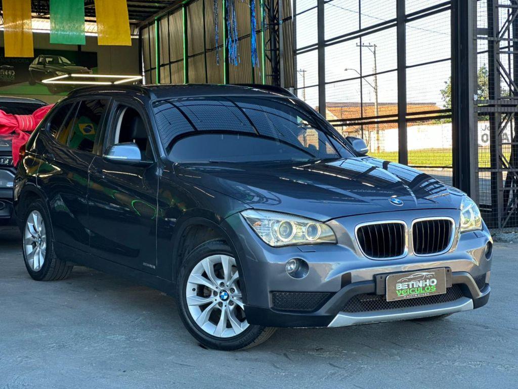 BMW X1 - Foto
