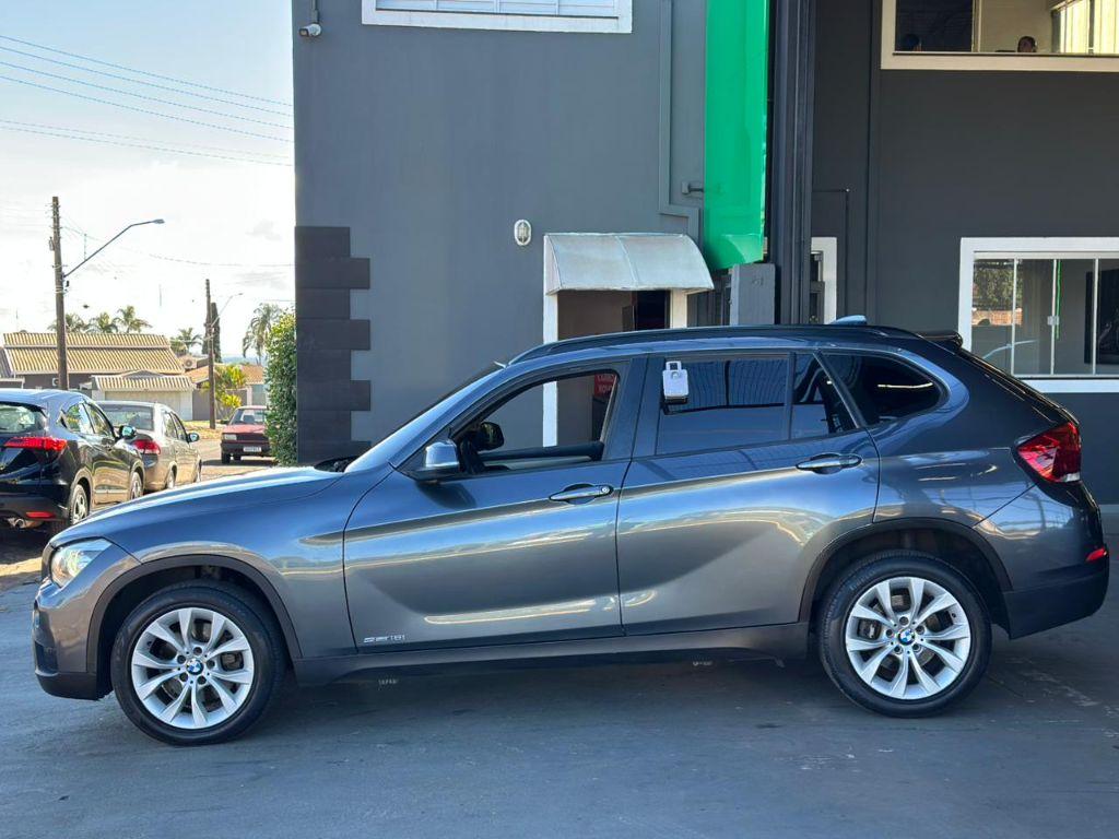 BMW X1 - Foto
