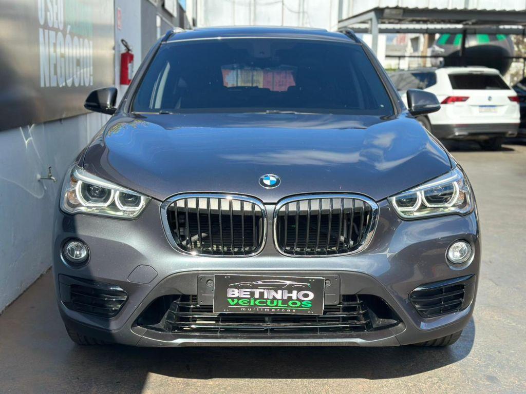 BMW X1 - Foto