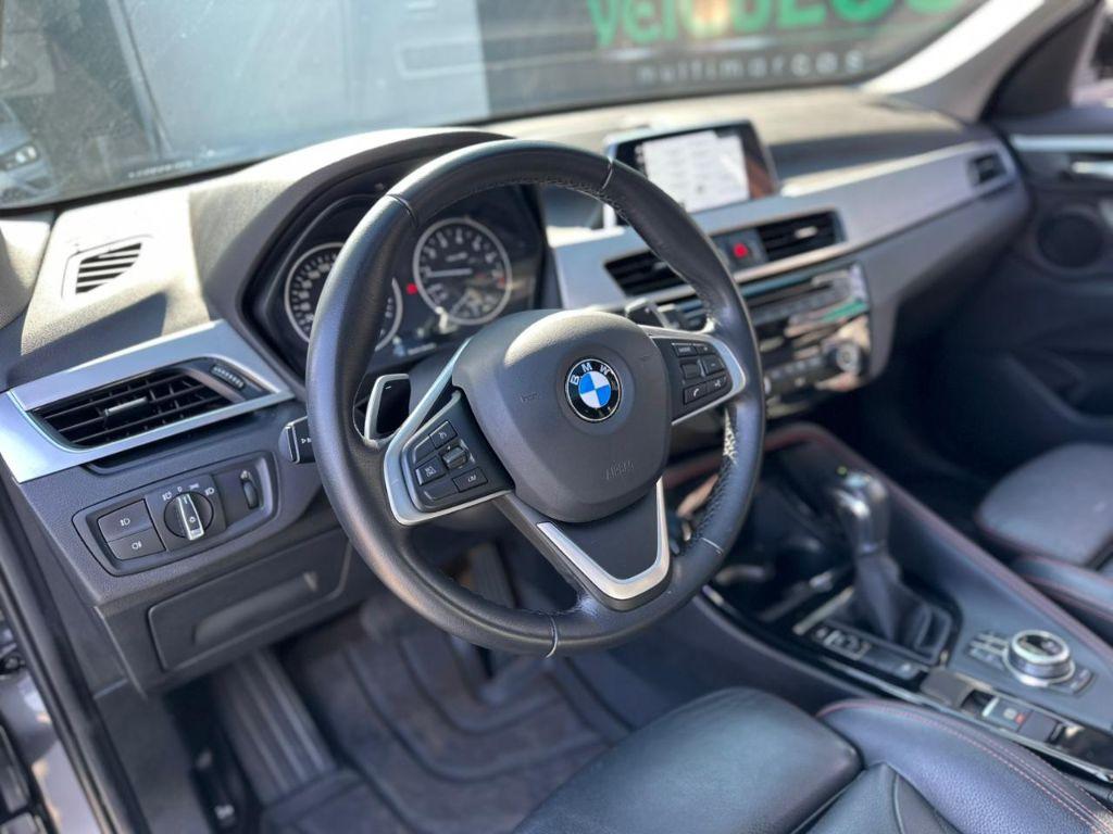 BMW X1 - Foto