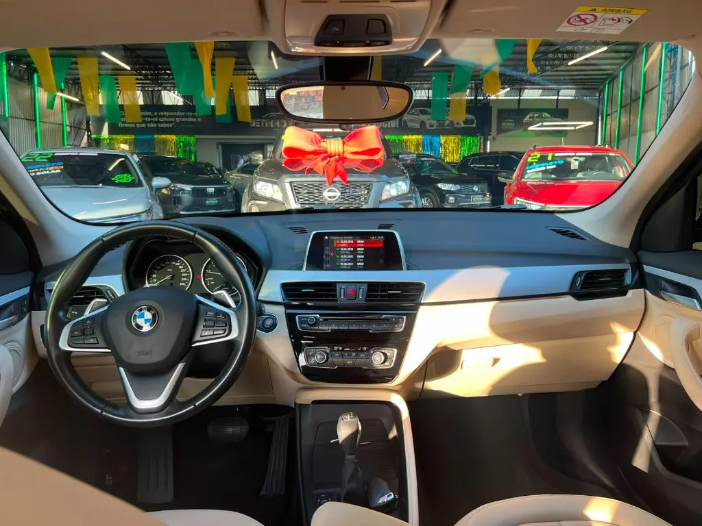BMW X1 - Foto