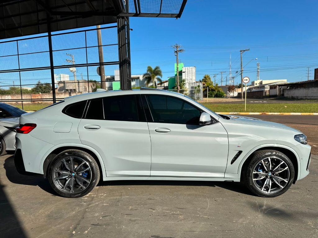 BMW X4 - Foto