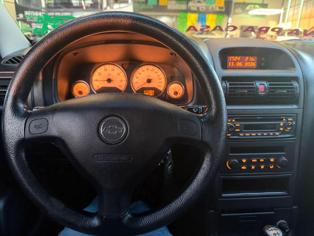 CHEVROLET Astra Sedan - Foto