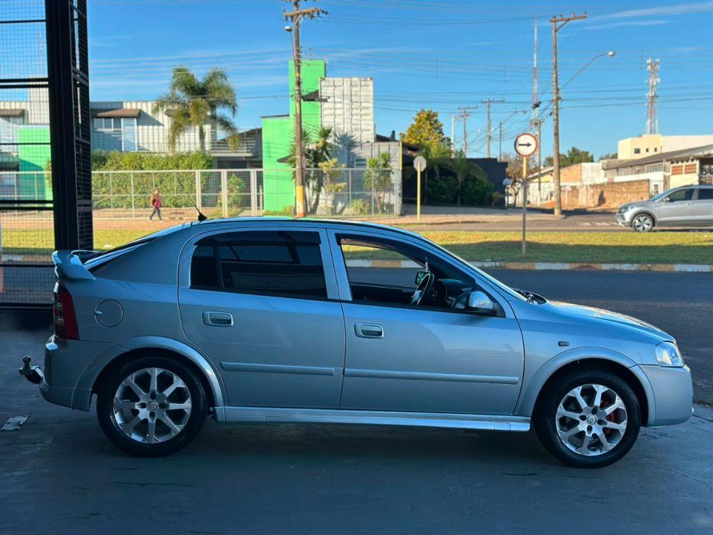 CHEVROLET Astra Sedan - Foto