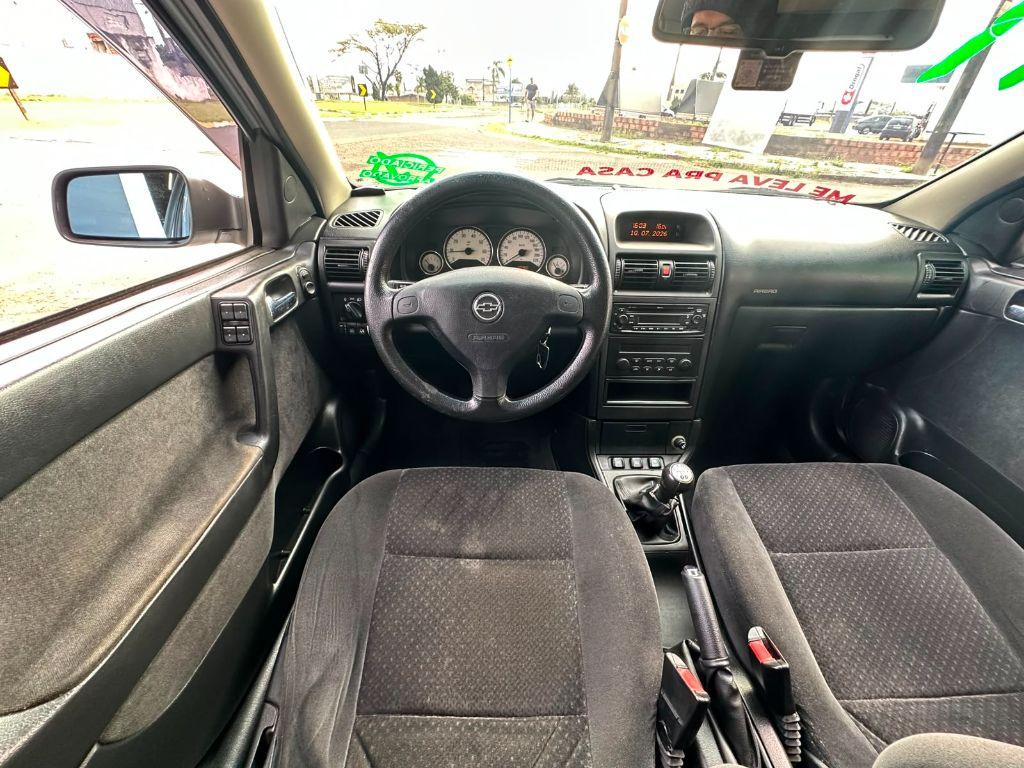 CHEVROLET Astra Sedan - Foto
