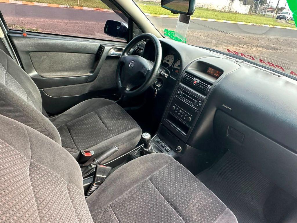 CHEVROLET Astra Sedan - Foto