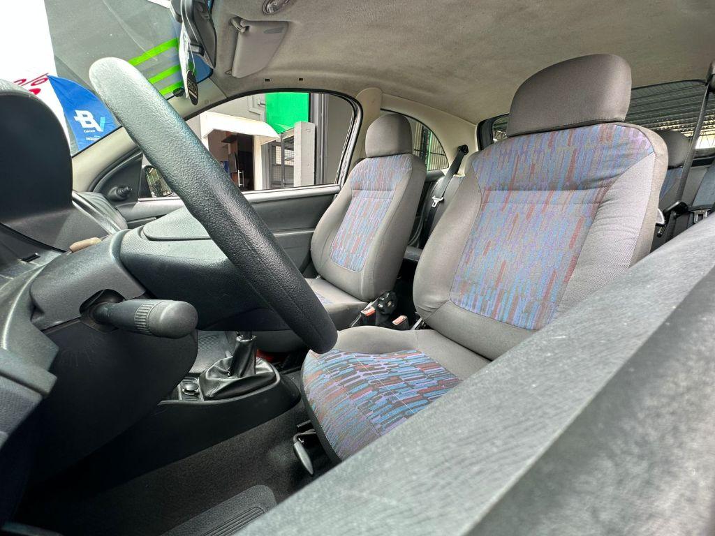 CHEVROLET Celta - Foto