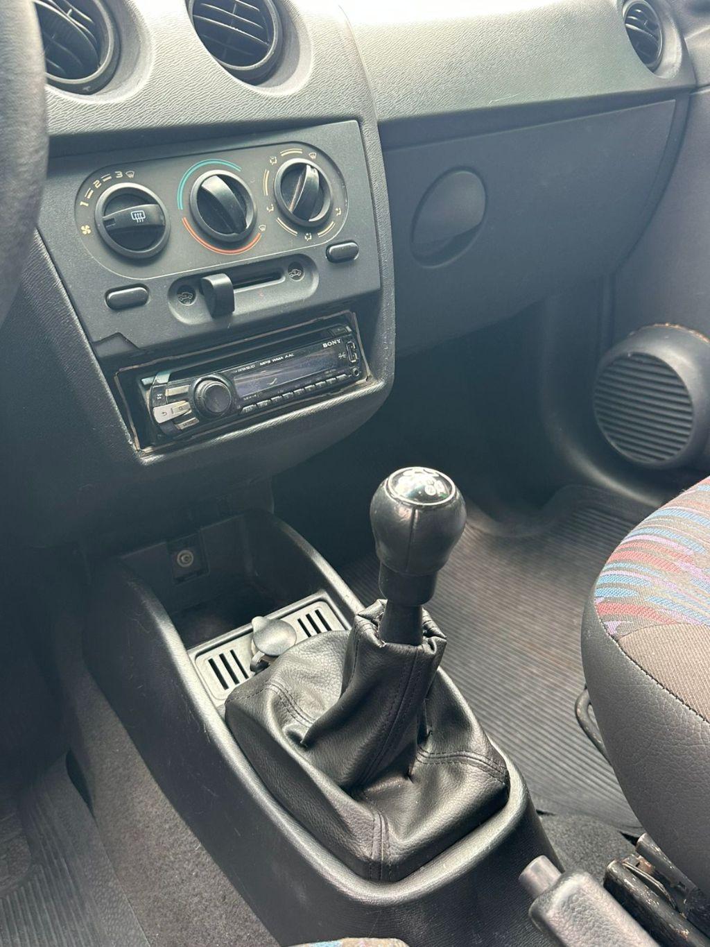 CHEVROLET Celta - Foto