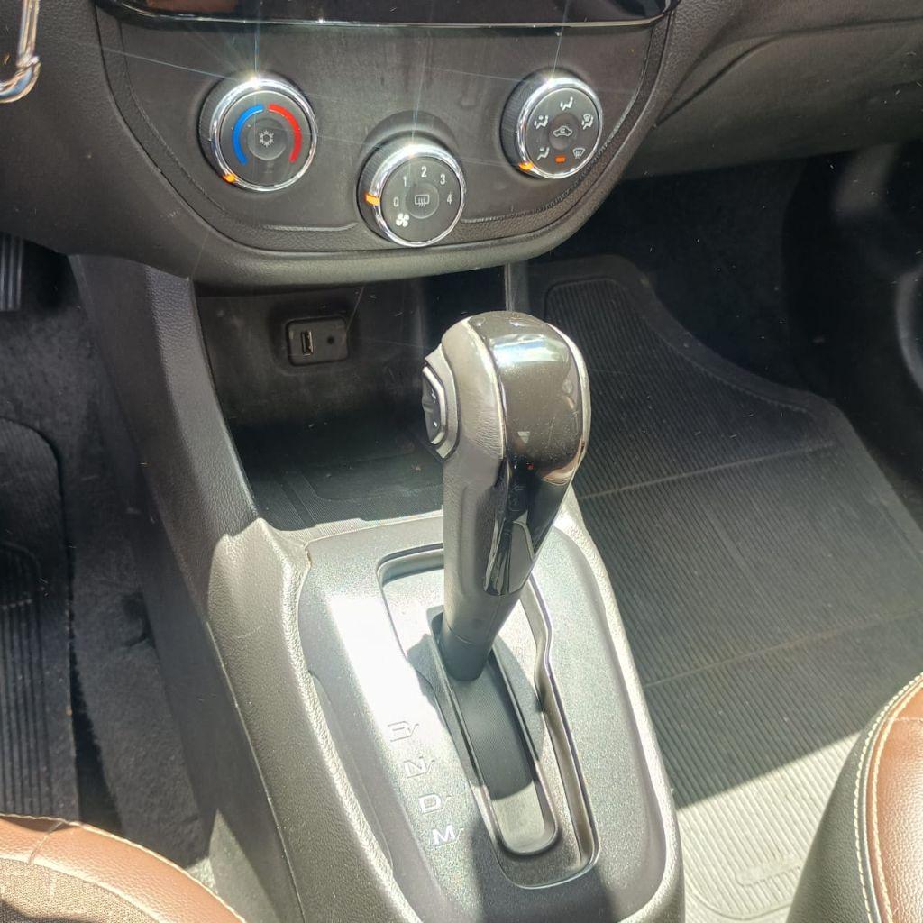 CHEVROLET Cobalt - Foto