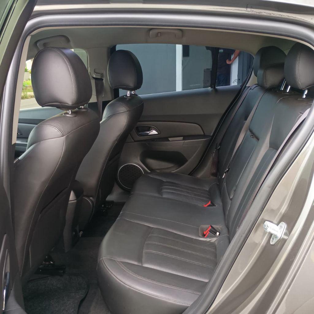 CHEVROLET Cruze Sedan - Foto