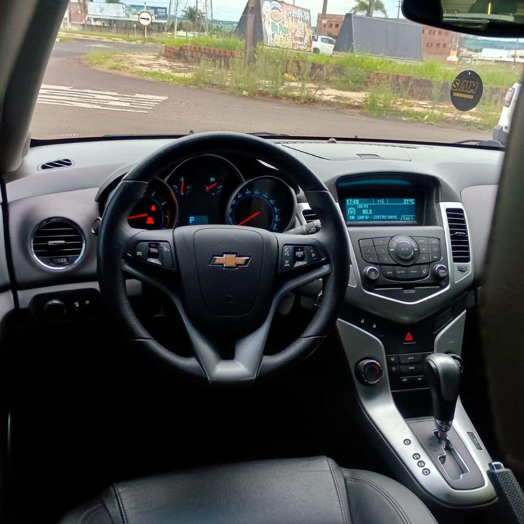 CHEVROLET Cruze Sedan - Foto