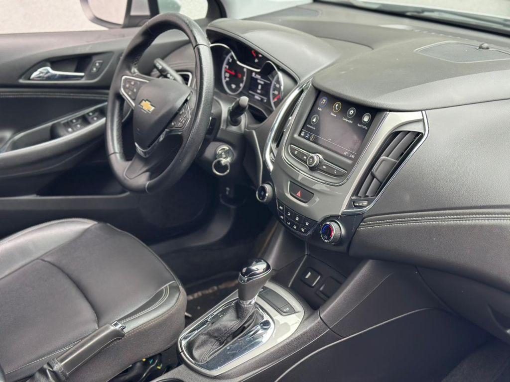 CHEVROLET Cruze Sedan - Foto