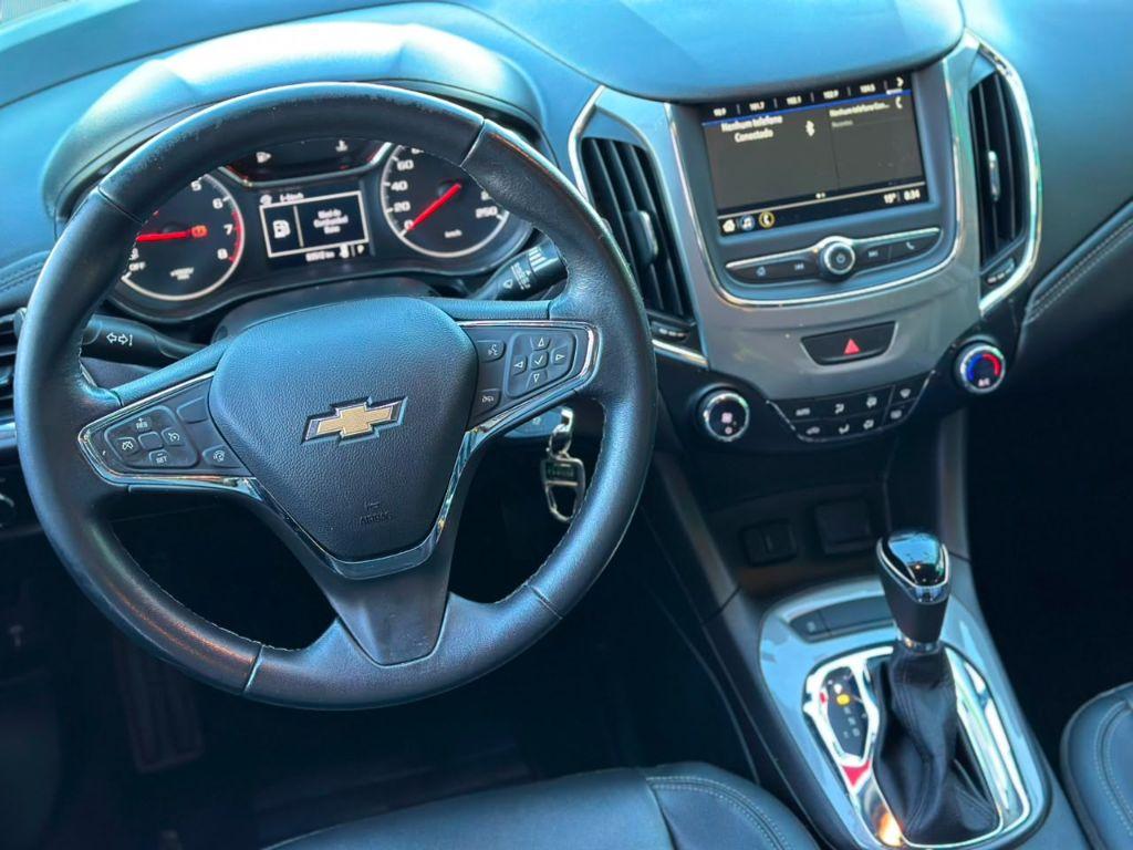 CHEVROLET Cruze Sedan - Foto