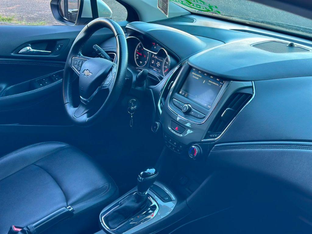 CHEVROLET Cruze Sedan - Foto