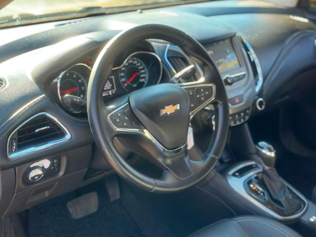 CHEVROLET Cruze Sedan - Foto