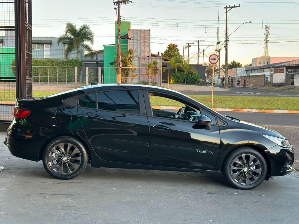 CHEVROLET Cruze Sedan - Foto