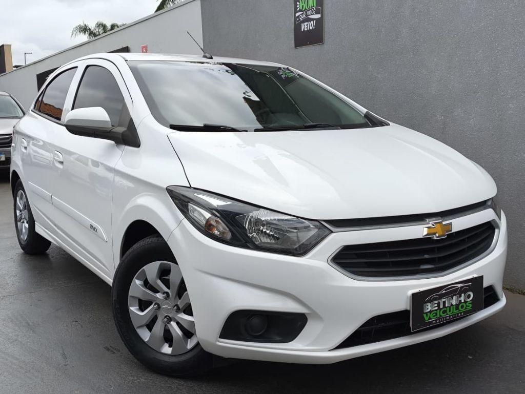 CHEVROLET Onix Hatch - Foto