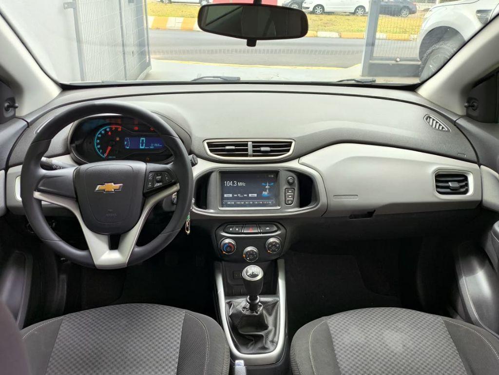 CHEVROLET Onix Hatch - Foto