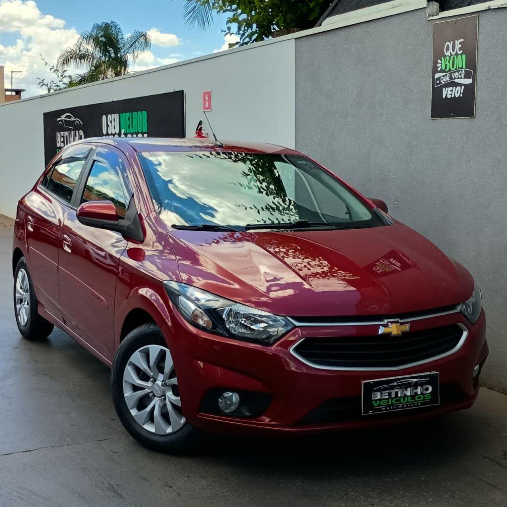 CHEVROLET Onix Hatch - Foto