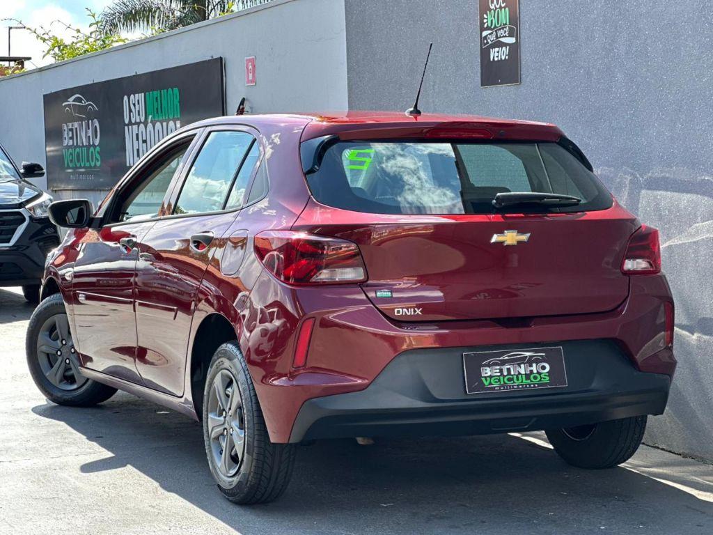 CHEVROLET Onix Hatch - Foto