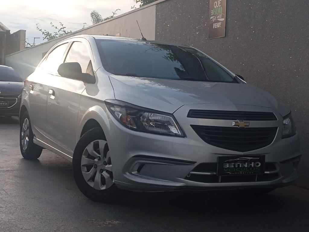 CHEVROLET Onix Hatch - Foto