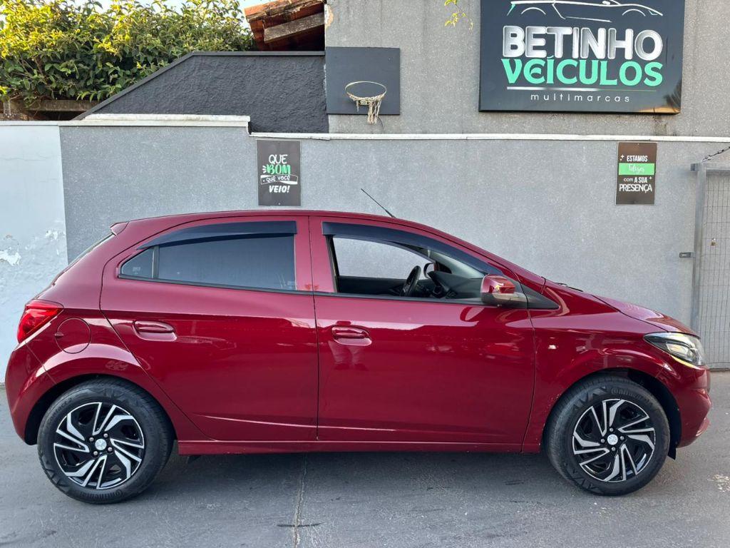 CHEVROLET Onix Hatch - Foto