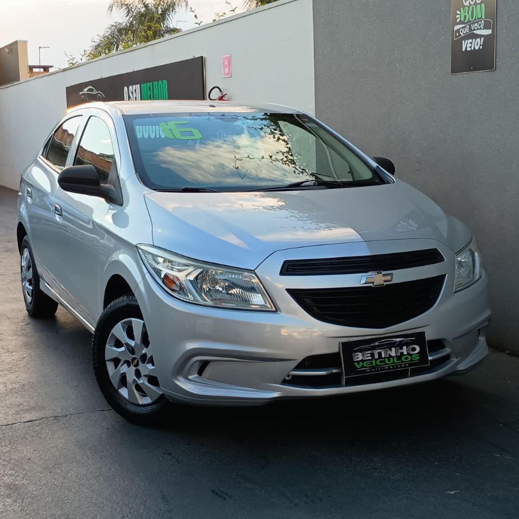 CHEVROLET Onix Hatch - Foto