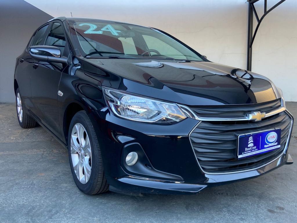 CHEVROLET Onix Hatch - Foto