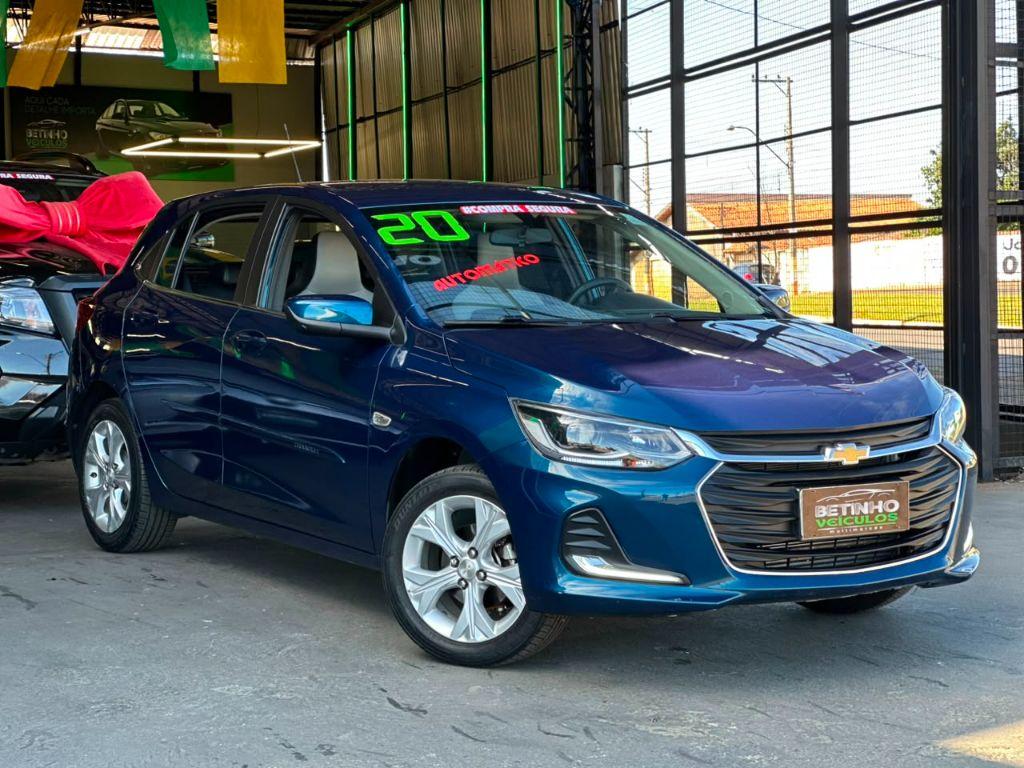 CHEVROLET Onix Hatch - Foto