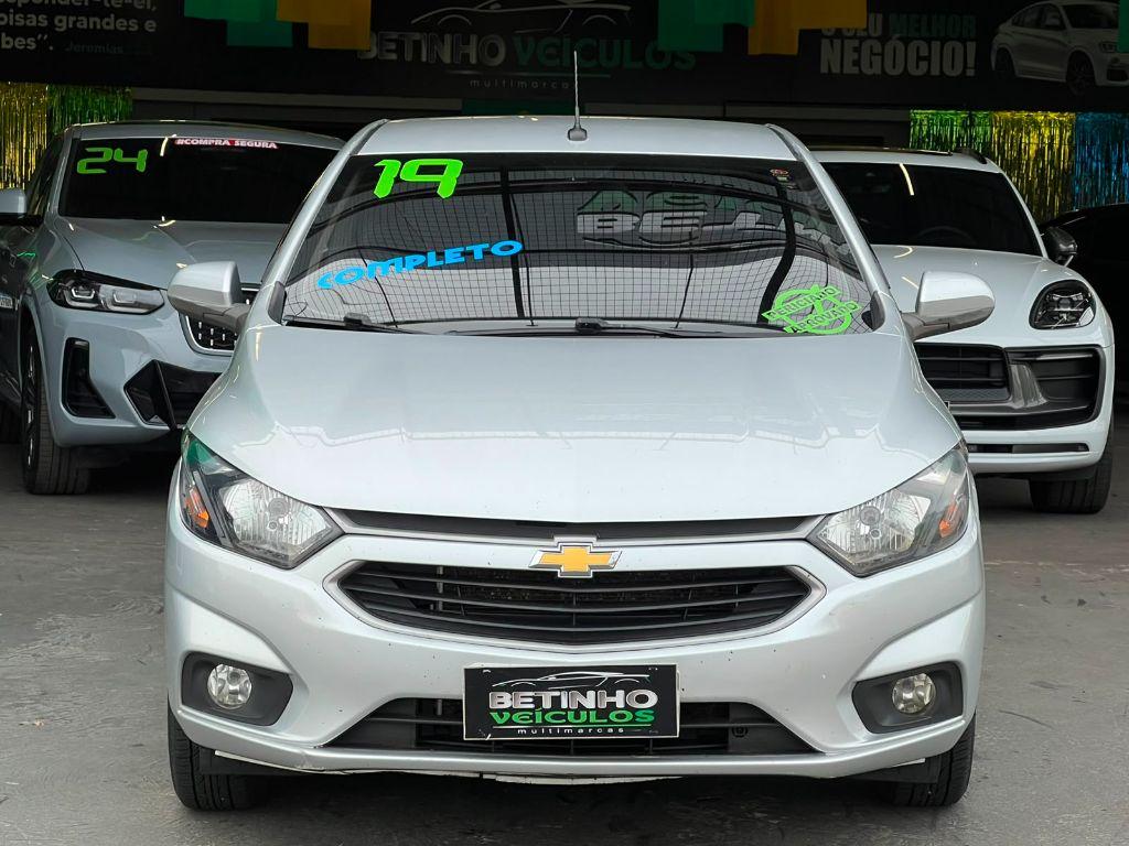 CHEVROLET Onix Hatch - Foto