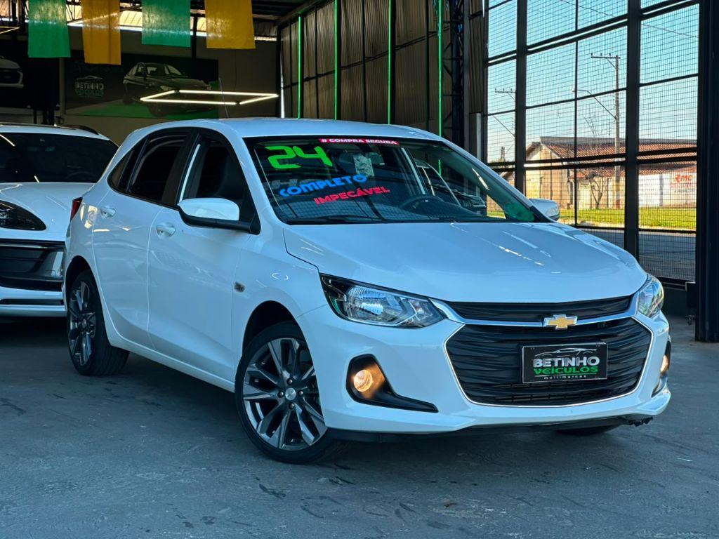 CHEVROLET Onix Hatch - Foto