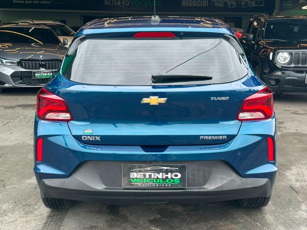 CHEVROLET Onix Hatch - Foto