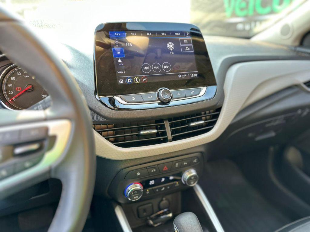 CHEVROLET Onix Sedan - Foto