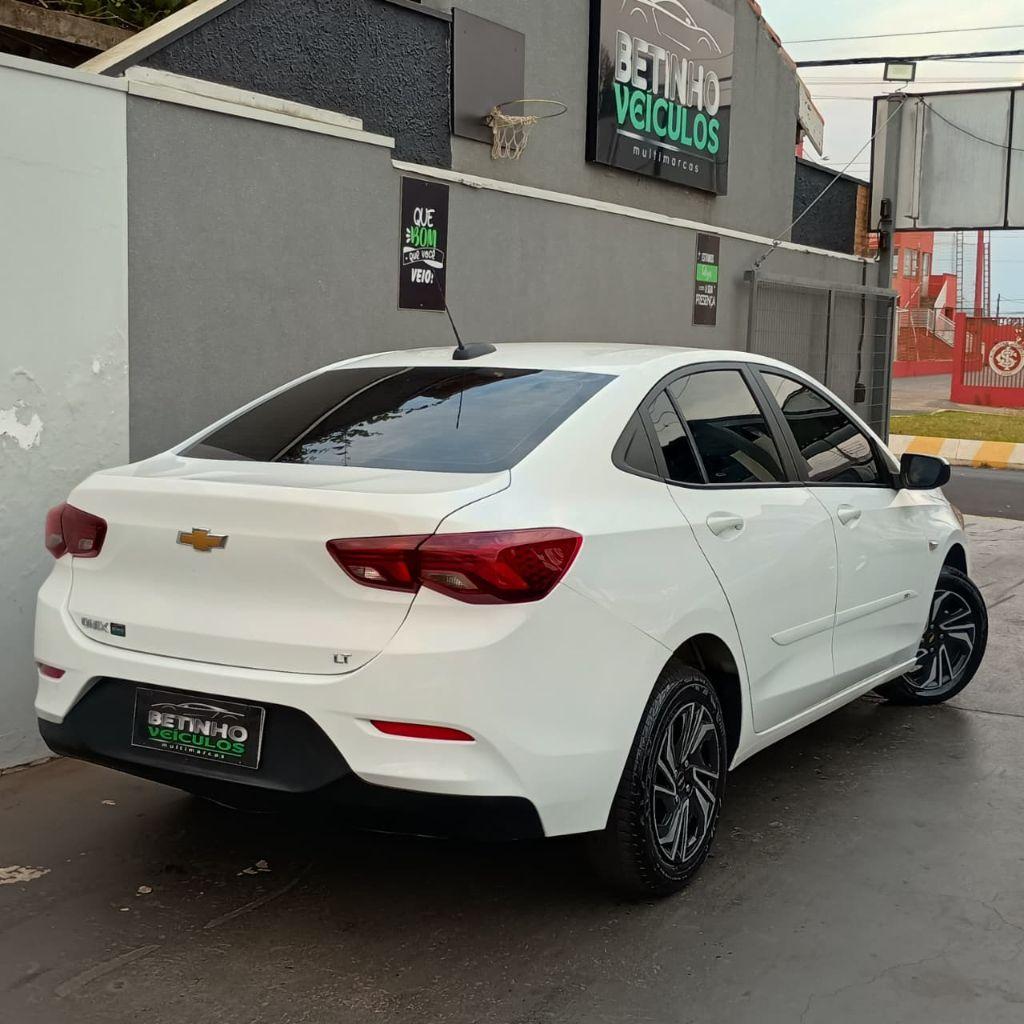 CHEVROLET Onix Sedan - Foto