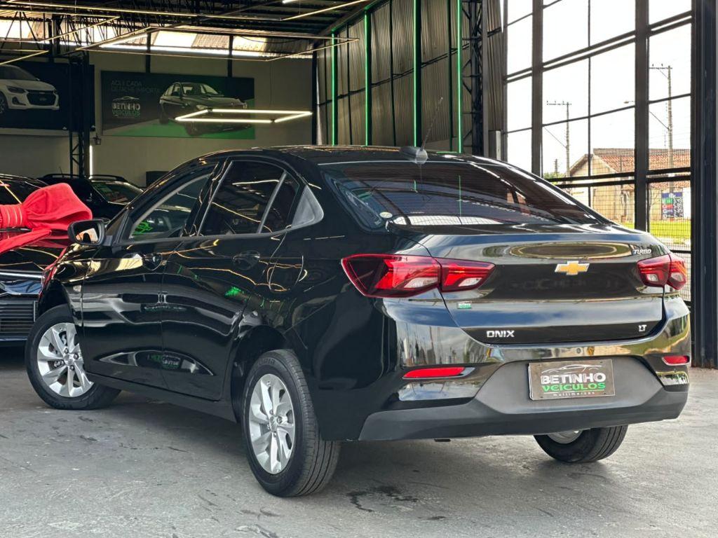 CHEVROLET Onix Sedan - Foto