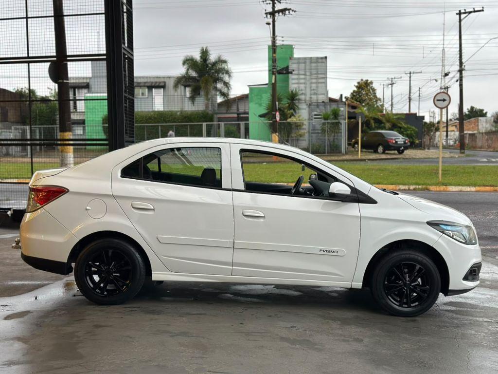 CHEVROLET Prisma - Foto