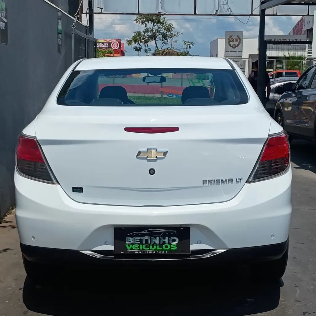 CHEVROLET Prisma - Foto