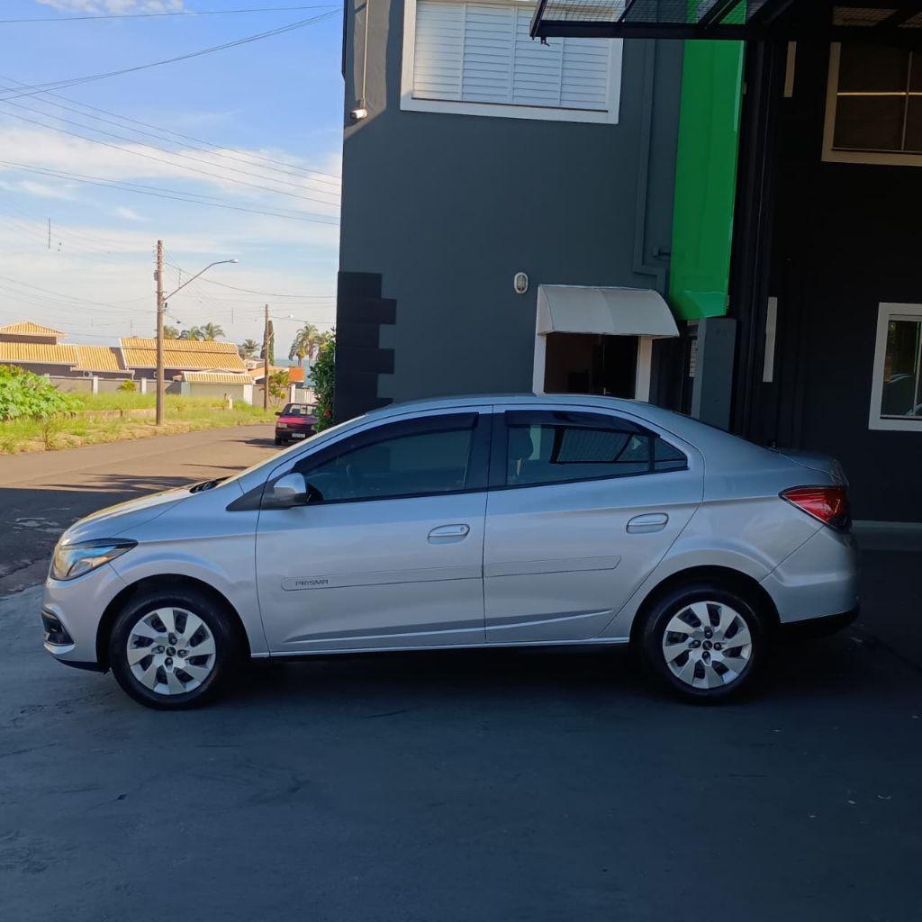 CHEVROLET Prisma - Foto