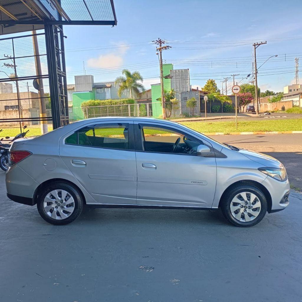 CHEVROLET Prisma - Foto